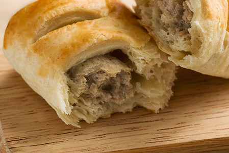 Cheesy Country Pork Sausage Roll