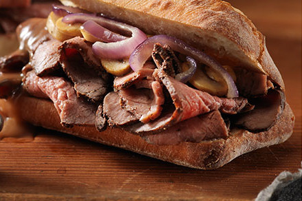Sliced steak sandwich beauty e1555972485772